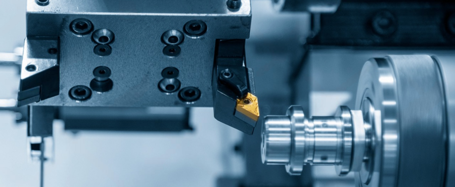 Токарный инструмент